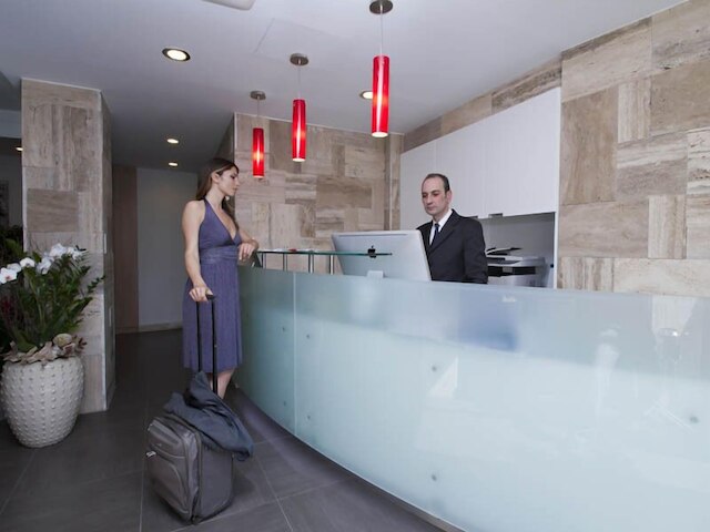 ホテル グラヴィーナ サン ピエトロ