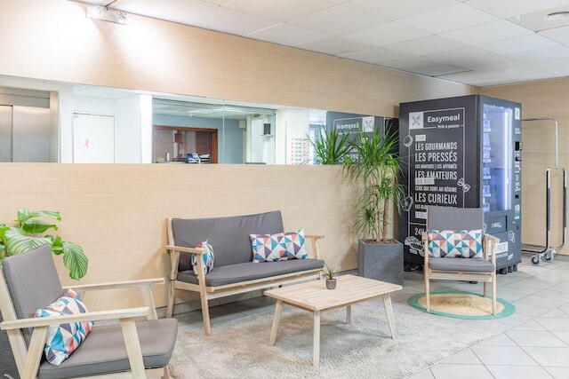 アパートシティ クラシック ニース アクロポリス