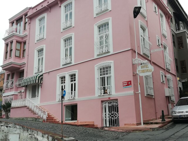 ホテル トゥルコマン