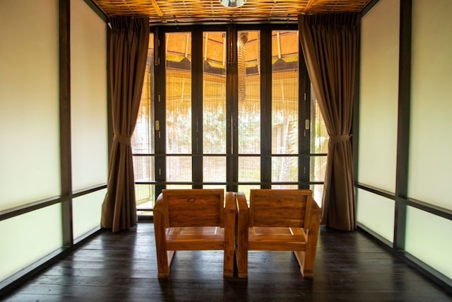 ラ ア ナトゥ サム ロイ ヨット