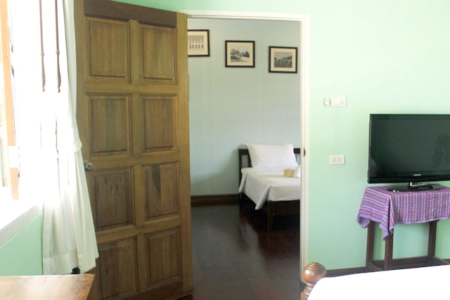 フン ナコーン バルコニー ルーム アンド カフェ