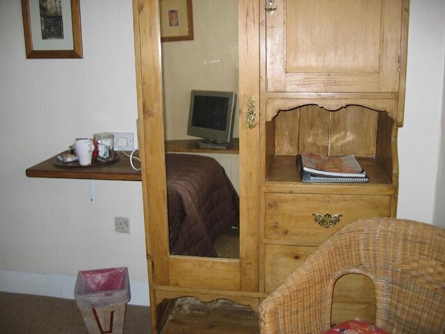 ザ ホースシュー ゲストハウス