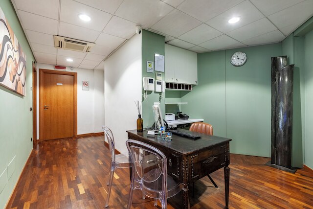 イン ローマ ルームズ & スイーツ