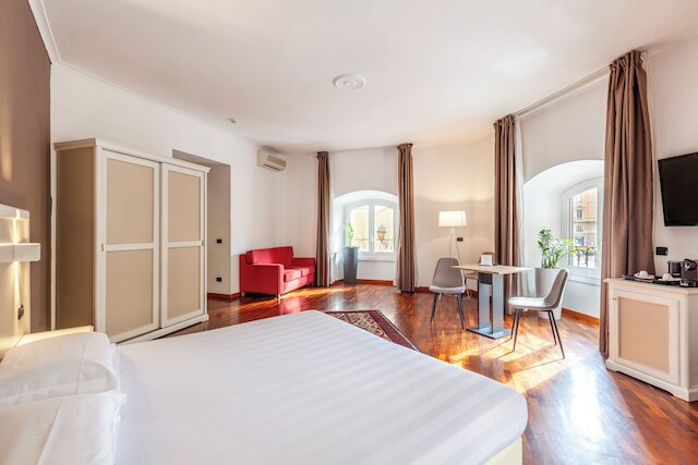 イン ローマ ルームズ & スイーツ