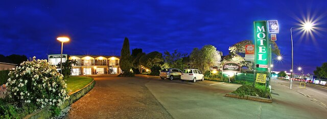 289 ミッドウェイ モーテル