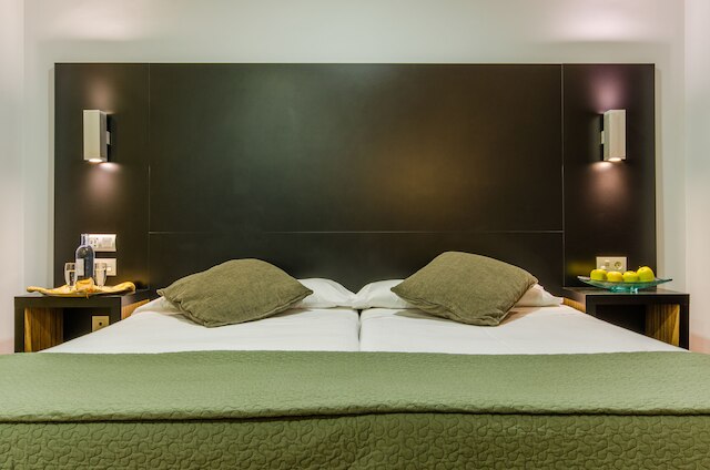 ホテル YIT アルコバー