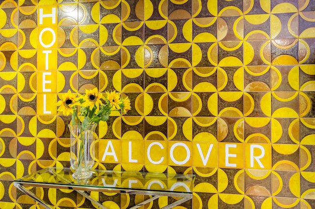 ホテル YIT アルコバー