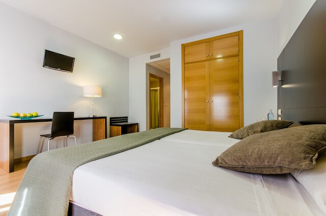 ホテル YIT アルコバー