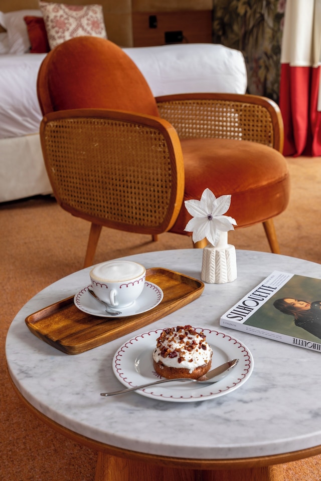 ホテル ドゥ シルエット