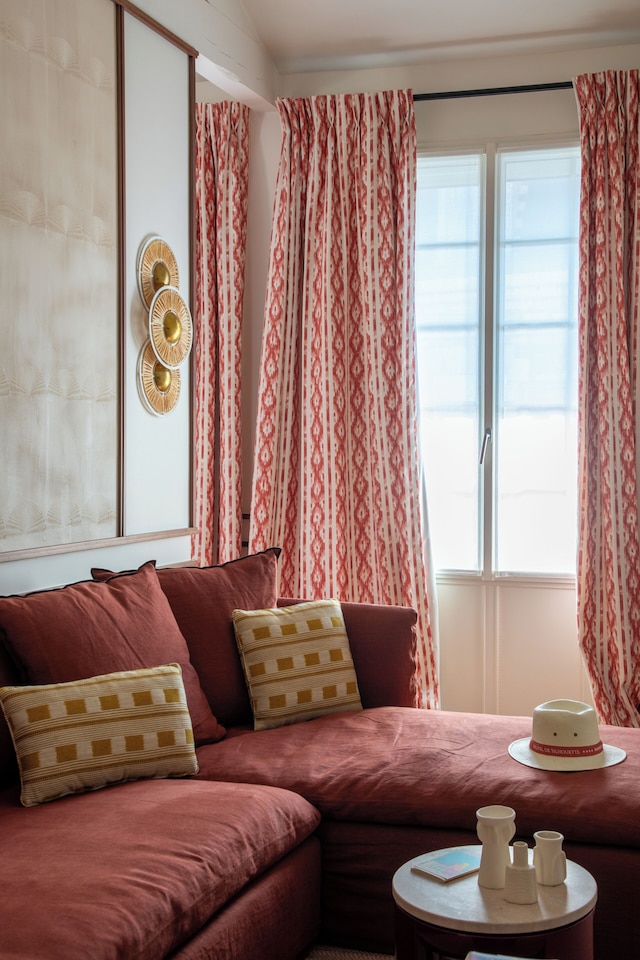 ホテル ドゥ シルエット