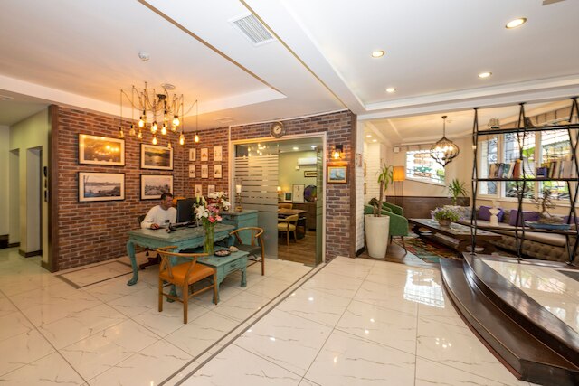 マリオンズスイートホテル