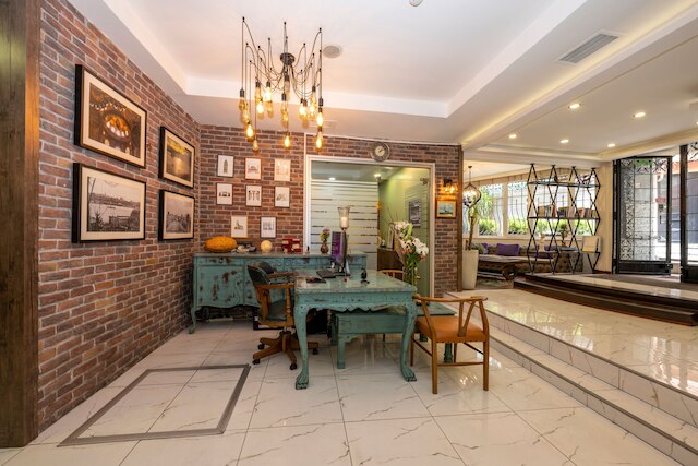 マリオンズスイートホテル