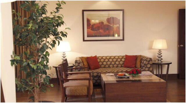 ザ リトリート ホテル & コンベンション センター