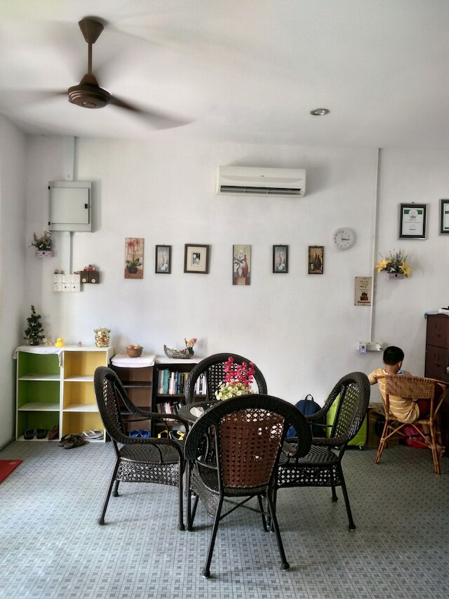 リバー ワン  レジデンス - ホステル