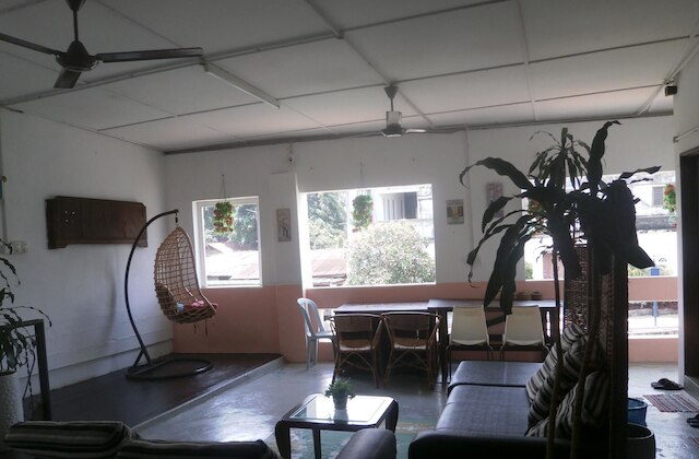 リバー ワン  レジデンス - ホステル