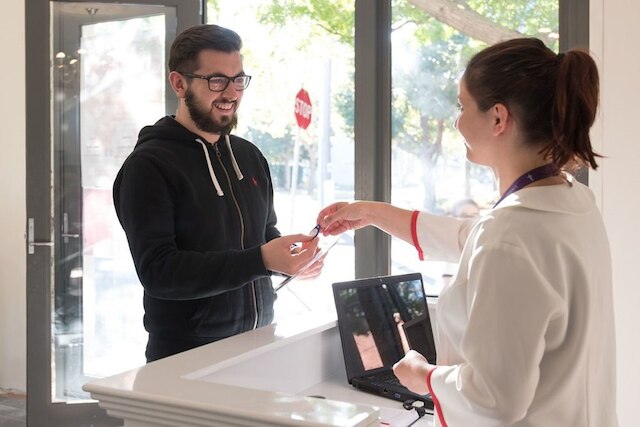 リリー サンズ イン