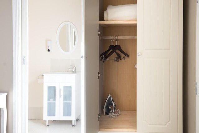 リリー サンズ イン