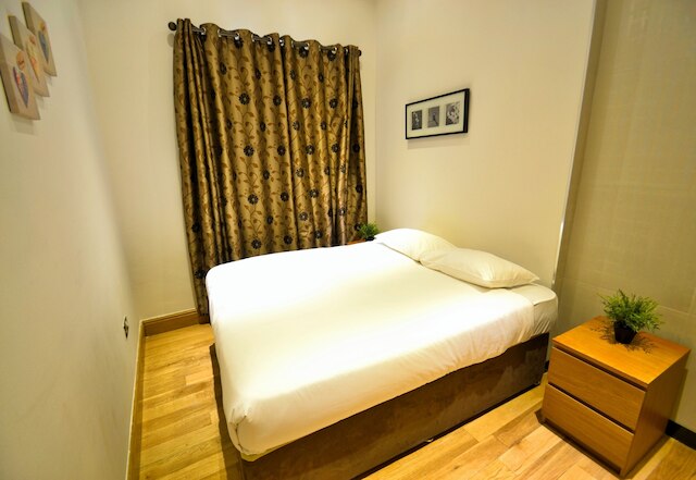 ハイドパーク アパートメンツ