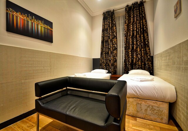 ハイドパーク アパートメンツ