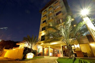 アルバ ウノ ホテル