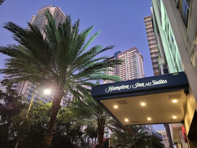 ハンプトン  イン & スイーツ マイアミ / ブリッケル - ダウンタウン