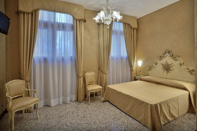 ホテル アル マルカントン