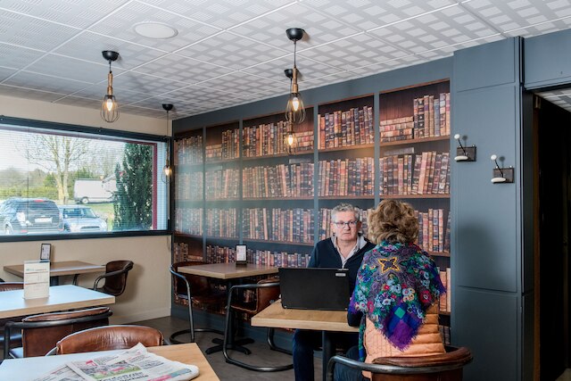 ブリット ホテル ラ ロシェル ペリニー