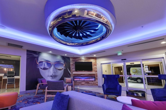 ラ キンタ イン & スイーツ バイ ウィンダム ダラス ラブ フィールド