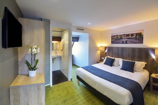 ホテル ウージェニ