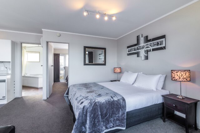 ツイン ピークス レイクサイド イン