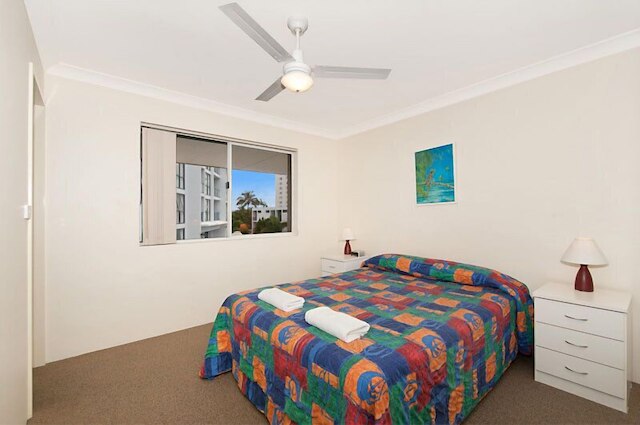 サーファーズ トロピック