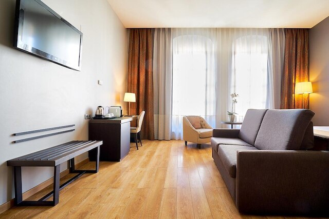 ホテル ユーロスターズ パティオス デ コルドバ