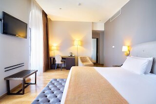 ホテル ユーロスターズ パティオス デ コルドバ