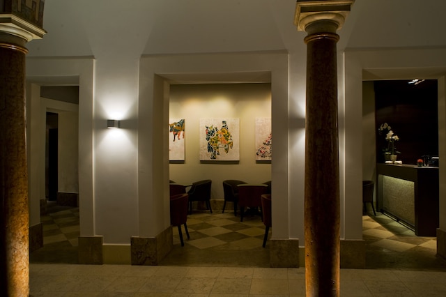 ホテル ユーロスターズ パティオス デ コルドバ