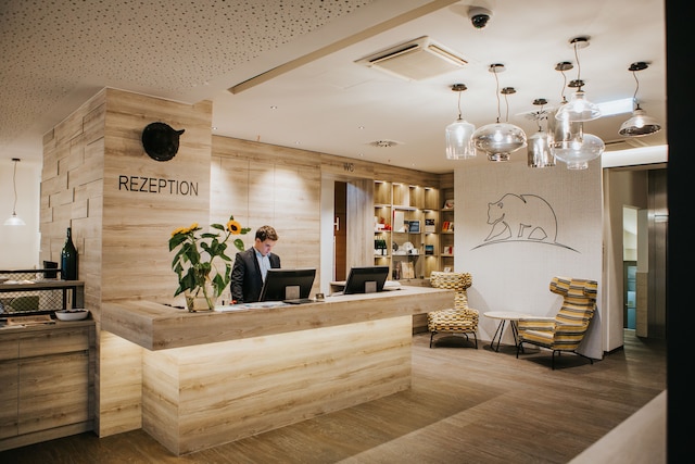 ホテル シュヴァーツァー バー