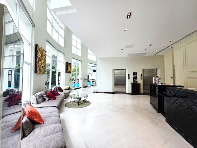 ザ ブレス ホテル アンド レジデンス