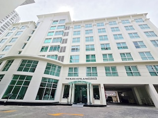 ザ ブレス ホテル アンド レジデンス