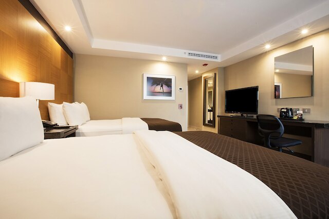 クリスタル アーバン アエロプエルト シウダー デ メキシコ