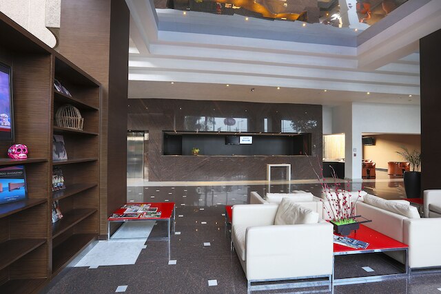 クリスタル アーバン アエロプエルト シウダー デ メキシコ