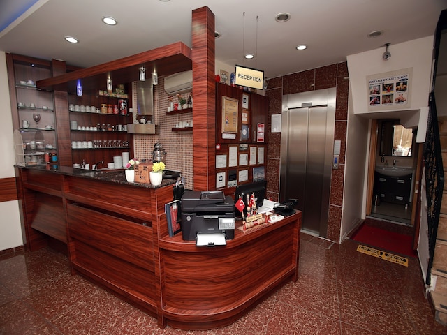 アリフェ スルタン ホテル