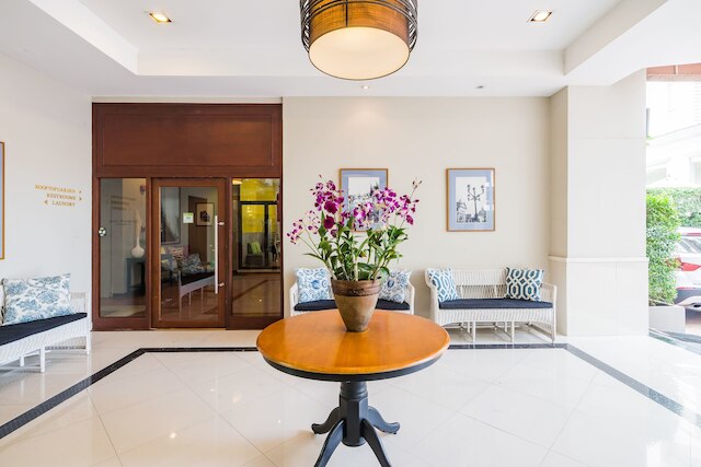 アソーク レジデンス スクンビット バイ UHG