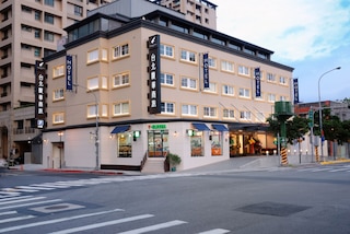 フォワード ホテル 南港 (馥華商旅南港館)