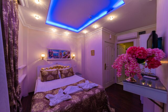 チャーム ホテル