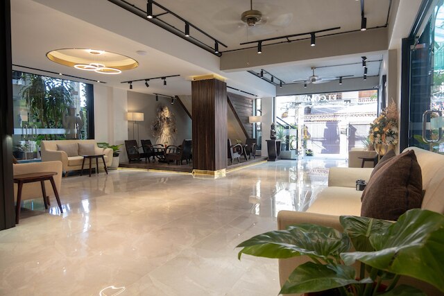 キング グランド ブティック ホテル