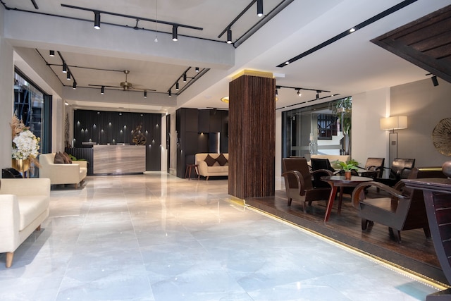 キング グランド ブティック ホテル