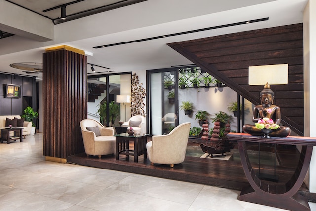 キング グランド ブティック ホテル