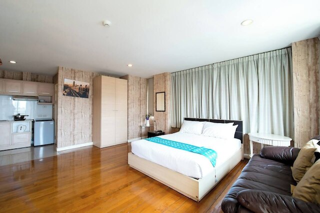 ナラ スイート レジデンス バンコク