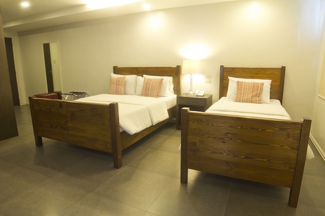 ニコルス エアポート ホテル