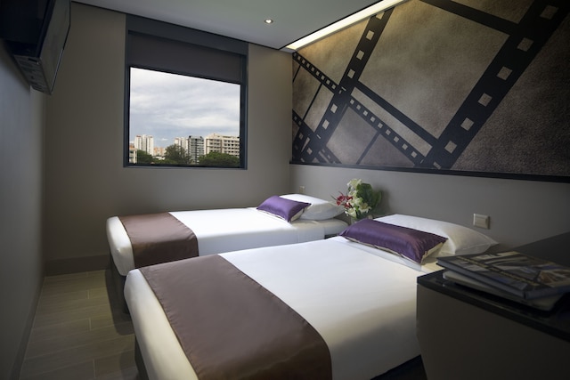 ホテル 81 プレミア ハリウッド