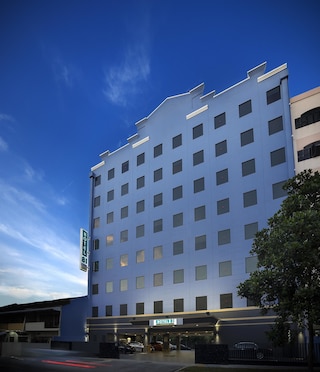 ホテル 81 プレミア ハリウッド